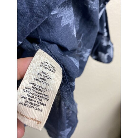 Soft Surroundings Tuberosa Floral Print Roll Tab Sleeve Gray Top Size XS Cotton - Picture 5 of 10